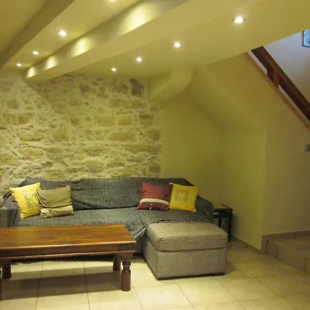 Attractive In With Private Pool