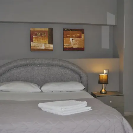 Attractive In With Private Pool Giannoudi (Crete)