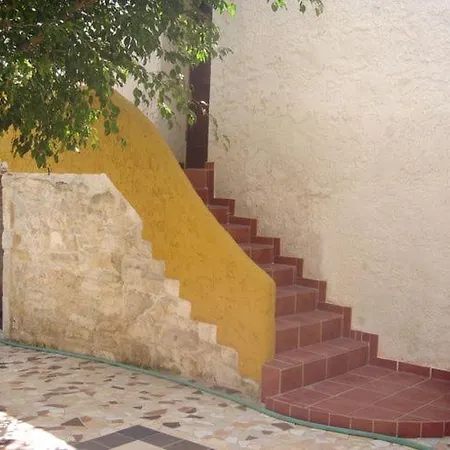 Attractive In With Private Pool *